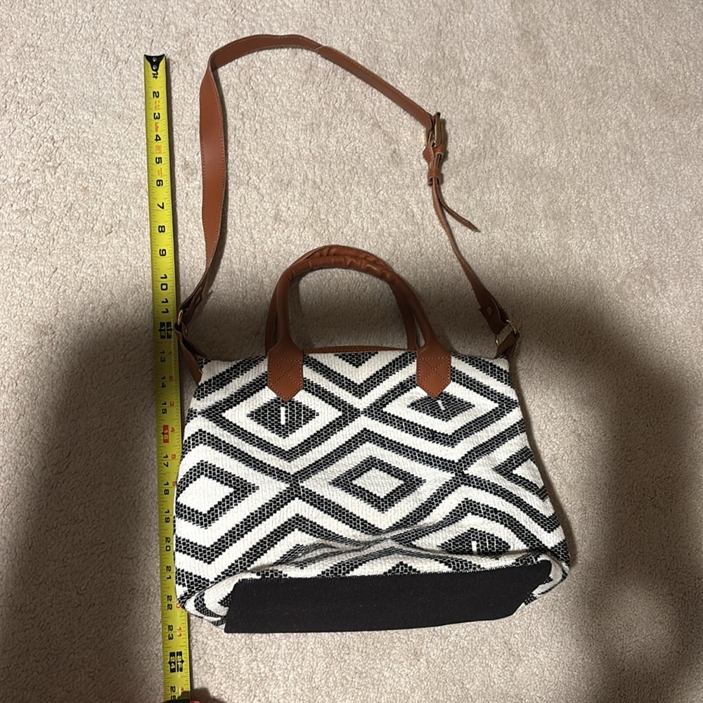 Black and White Geometric Satchel with Leather Accents - Picture 11 of 12